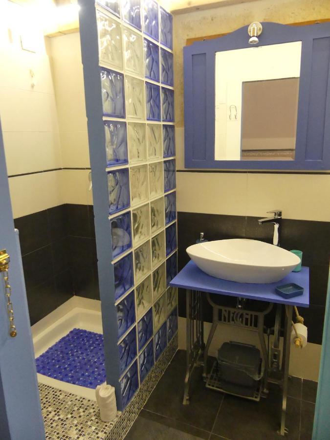 A Casa Di Lu Habitación en casa particular *